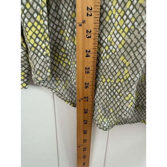 Equipment Femme Essential Silverlin Multi Snakeprint Geo Button-Down Top XS - Picture 8 of 12